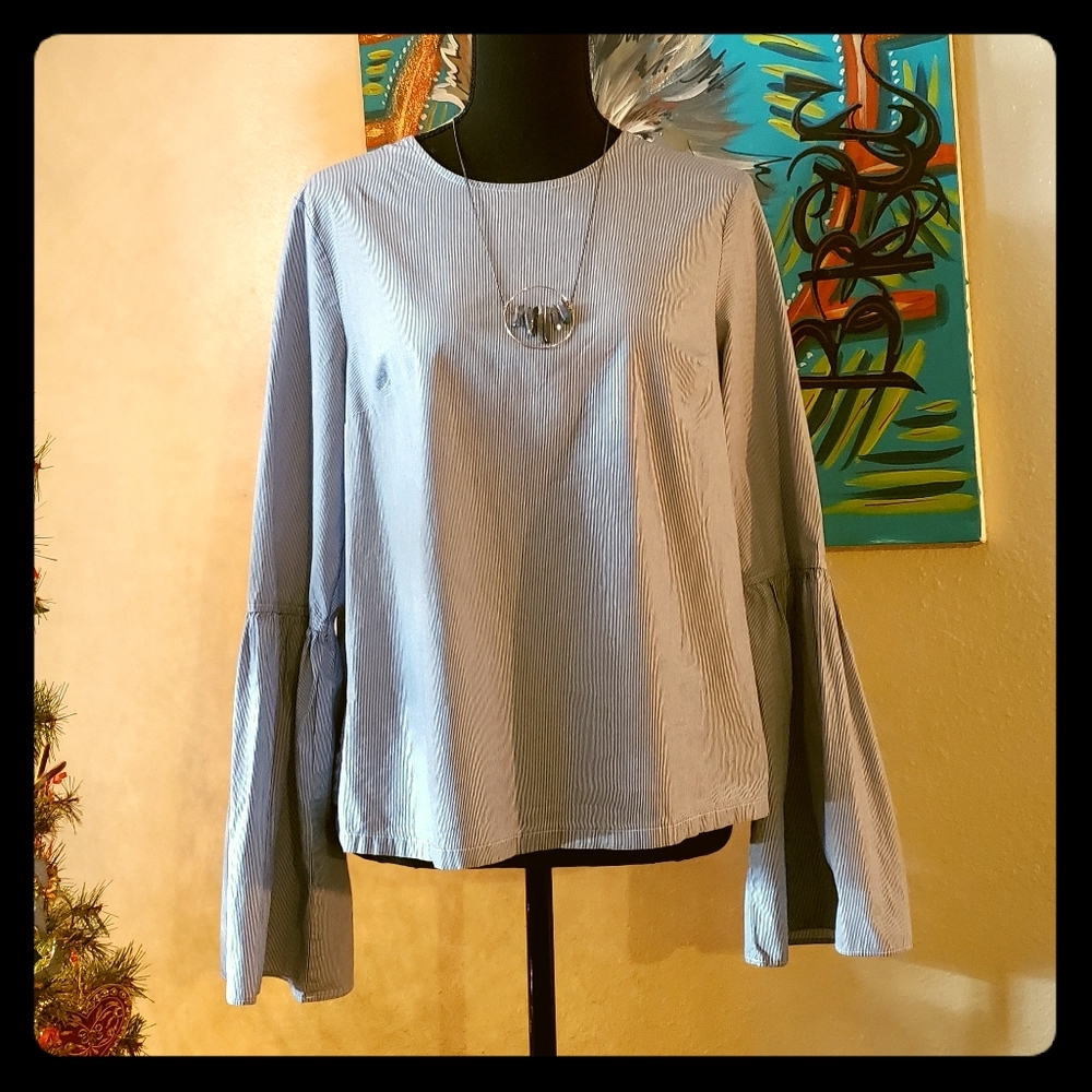 Cute and casual bell sleeve skinny stripe top